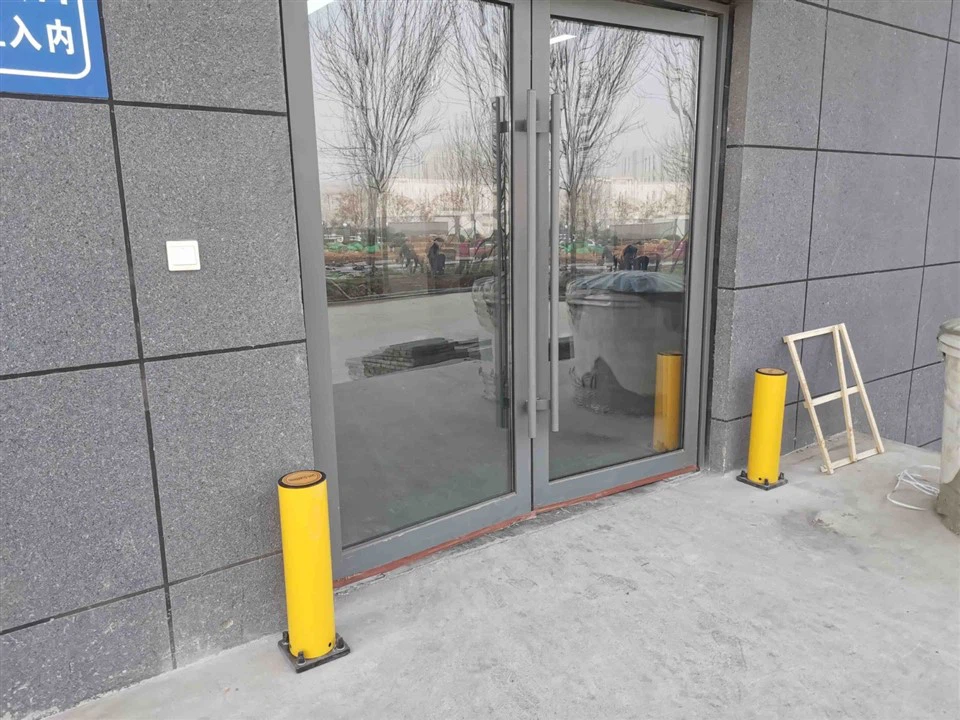 Plastic Flexible Anti - Collision Bollard high quality